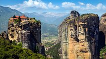 Meteora Monasteries & Thermopylae Battlefield Private Day Tour