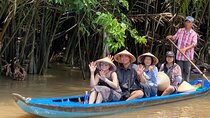 Small Group Full-Day Tour Cu Chi Tunnels and Mekong Delta 