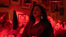 Lisbon Fado Experience: Walking Tour, Dinner and Live Music Show