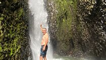 Private Hiking Tour and Waterfall Don LoLo's Puddles