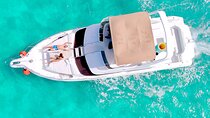 Yacht 48ft Rental in Cancun for up to 15 people