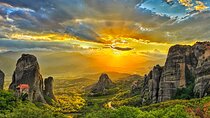 Unforgettable Delphi and Meteora PrivateTour All Inclusive