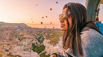 Cappadocia: Red Tour and Sunrise Balloon Tour