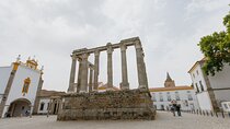 Évora and Monsaraz with Alentejo Wine Tasting from Lisbon