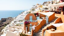 Santorini: The best 4-hours Sightseeing Private Tour!