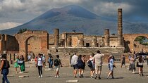 Pompeii Day Trip to Ancient Ruins with Neapolitan Delights