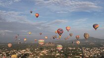 Teotihuacan Balloon Experience with Transportation and Breakfast