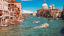 Morning Venice Walking Tour with Gondola Ride 