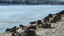 Budapest walking tour: Parliament and Shoes Memorial