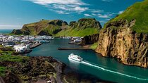 Private Tour to Westman Islands with Extra Waterfall Visit