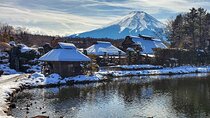 Tokyo: Mt. Fuji, Oshino Hakkai and Gotemba Outlets 1-Day Bus Tour