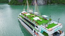 Hanoi : Ha Long Bay Apollo Day Cruise with Limousine and Buffet