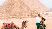 Private Tour to Giza pyramids, Sphinx, Cairo Museum with Camel Ride and Shopping