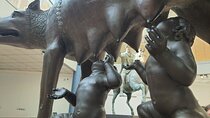 Skip-the-line Private Tour of Rome Capitoline Museum and She-Wolf