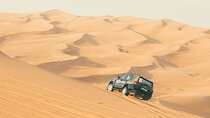 Dubai Desert Safari 4x4 Dune Bashing, Entertainment and BBQ
