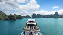 Sea Octopus Cruise and Seafood Buffet Day Tour at Halong Bay