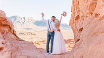 Wedding in French at Valley of Fire