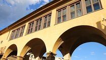 Exclusive Uffizi Gallery and Vasari Corridor Small Group Tour