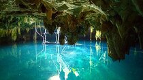 Cancun Guided Sightseeing with Taco Lunch & Cenote Experience