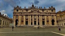 St. Peter's Basilica Tickets with Host or Guide