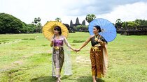 Khmer Traditional Custom Dressing Tour at Angkor Wat