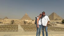 Private Tour to Giza Pyramids, the Egyptian Museum & Lunch. 
