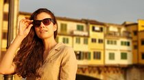 Artistry and Romance: Photoshoot at Ponte Vecchio, Florence