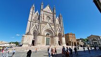 Full Day Private Tour of Assisi and Orvieto from Rome