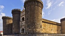 Naples: guided Tour to Maschio Angioino and Plebiscito Square