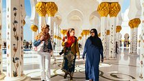 Guided Abu Dhabi City Tour Full Day with Private SUV