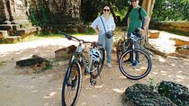 Angkor Wat & Bayon: the Smiling Temple by Angkor Cycling Tour