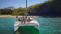 8-hour all-inclusive catamaran sailing tour from Tamarindo