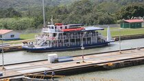 Panama Canal Boat Tour with Buffet Lunch Included