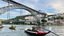 Porto "Old Town" Walking Tour with river cruise (Small-groups)