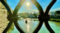 Rome Food Tasting with Wine Pairing and Tiber RiverBoat Ride