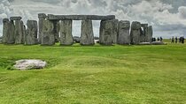 Stonehenge Pre Cruise Private Tour from London to Southampton 