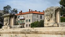 Zadar Private Walking Tour with Transfer from the Port