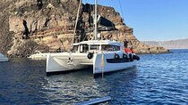 Santorini Catamaran Cruise with Meal and Drinks