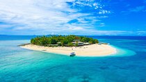 Beachcomber Island Escape - A Perfect Day in Paradise 