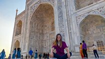 Taj Mahal at Sunrise and Agra Day-Tour from New Delhi with Breakfast