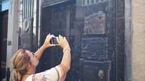 Recoleta Cemetery Trivia Walk and Self-Guided Tour