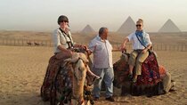 Explore Giza Plateau in Private with an Egyptologist Guide