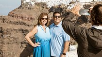 SANTORINI PRIVATE TOUR: Fully-Customized with Hotel & Port Pickup