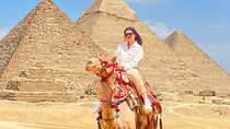 Luxury Pyramids Full Day Tour with Tour Guide and Private Car