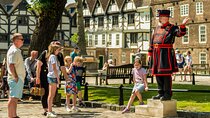Exclusive Beefeater Meet & Greet at the Tower of London 