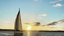 Deluxe private Sunset & Day Sail