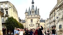 Free Walking Bordeaux Tour ENG + 1 glass of wine (Tip based)
