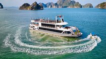 Ha Long Bay Day Cruise: Sung Sot, Luon & Titop (Diamond Luxury)