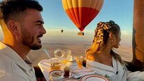 1st Marrakesh: Sunrise Hot Air Balloon - Transport & Breakfast
