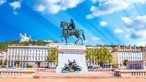 Private transfer from Geneva to Lyon, 2h of sightseeing stop